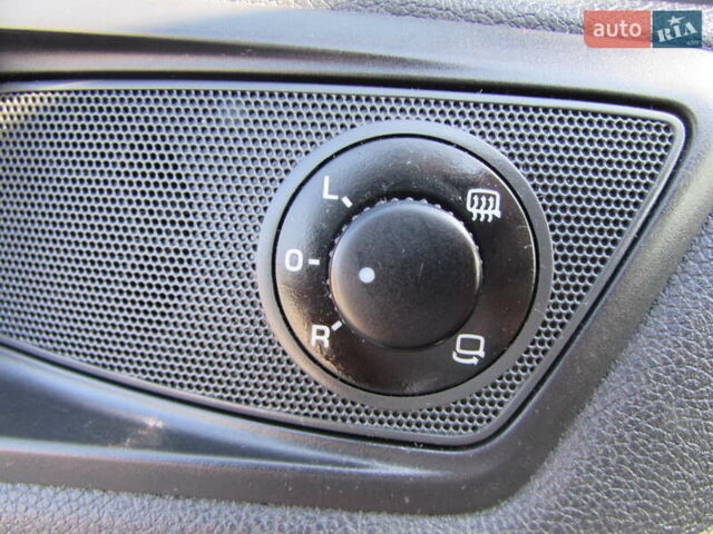 Білий Шкода Октавія, об'ємом двигуна 1.39 л та пробігом 204 тис. км за 8500 $, фото 20 на Automoto.ua