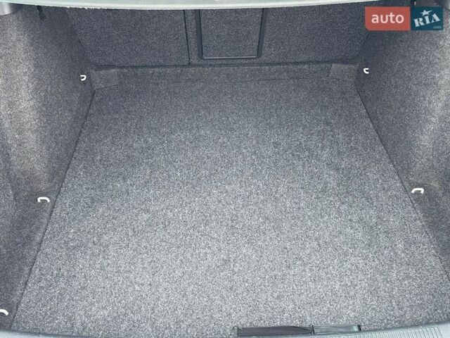 Білий Шкода Октавія, об'ємом двигуна 0 л та пробігом 155 тис. км за 8499 $, фото 119 на Automoto.ua