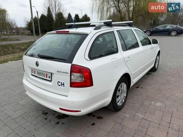 Белый Шкода Октавия, объемом двигателя 1.4 л и пробегом 215 тыс. км за 8299 $, фото 6 на Automoto.ua