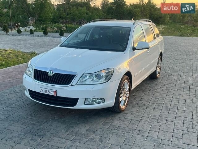 Білий Шкода Октавія, об'ємом двигуна 1.99 л та пробігом 220 тис. км за 9800 $, фото 8 на Automoto.ua