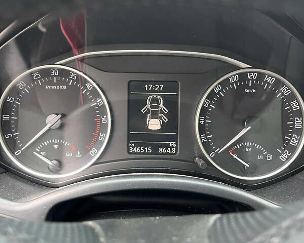 Белый Шкода Октавия, объемом двигателя 1.97 л и пробегом 346 тыс. км за 9399 $, фото 19 на Automoto.ua