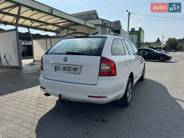 Білий Шкода Октавія, об'ємом двигуна 1.6 л та пробігом 272 тис. км за 7600 $, фото 29 на Automoto.ua
