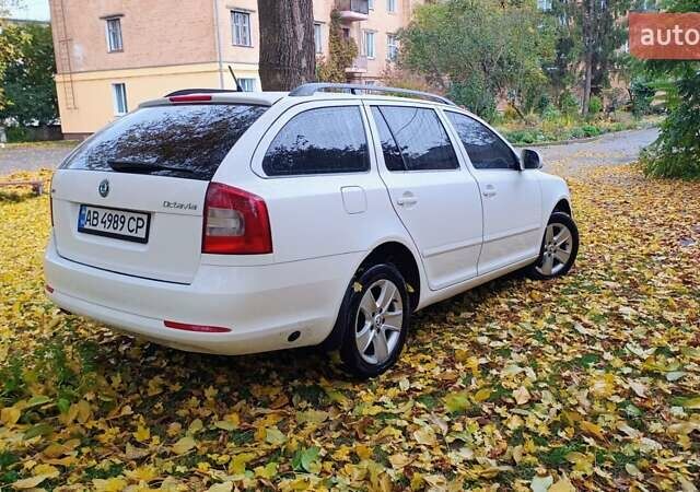 Шкода Октавия 2012 в Виннице на Automoto.ua Белый Шкода Октавия, объемом двигателя 1.6 л и пробегом 246 тыс. км за 7700 $, фото 9 на Automoto.ua