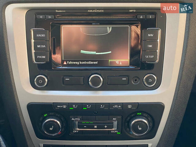 Белый Шкода Октавия, объемом двигателя 1.6 л и пробегом 238 тыс. км за 8200 $, фото 11 на Automoto.ua