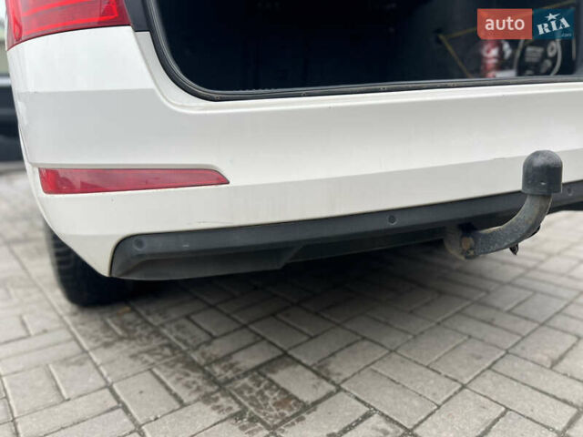 Белый Шкода Октавия, объемом двигателя 1.97 л и пробегом 308 тыс. км за 8200 $, фото 9 на Automoto.ua