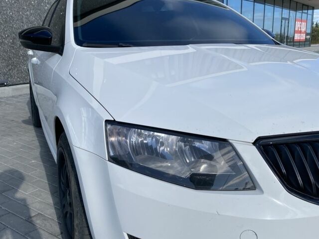 Шкода Октавія 2013 у Ужгороді на Automoto.ua Білий Шкода Октавія, об'ємом двигуна 1.6 л та пробігом 360 тис. км за 8600 $, фото 4 на Automoto.ua