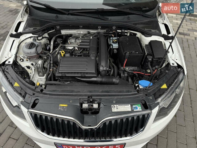 Белый Шкода Октавия, объемом двигателя 1.4 л и пробегом 208 тыс. км за 10000 $, фото 37 на Automoto.ua