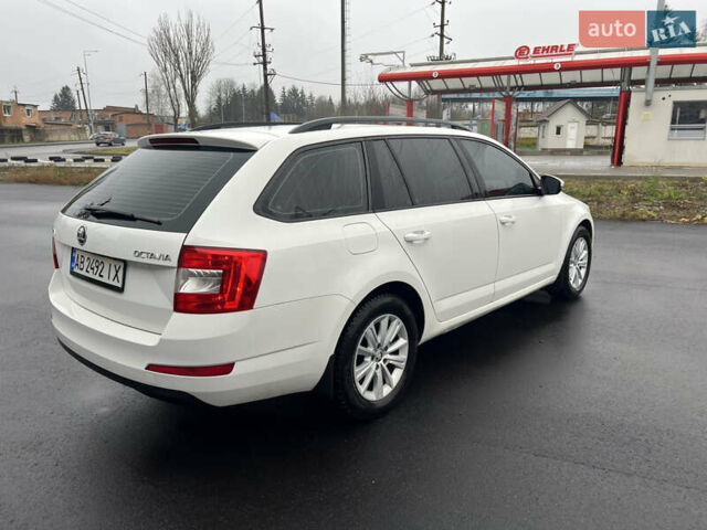 Білий Шкода Октавія, об'ємом двигуна 1.6 л та пробігом 225 тис. км за 8799 $, фото 9 на Automoto.ua