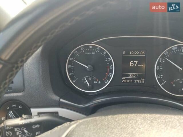 Белый Шкода Октавия, объемом двигателя 1.6 л и пробегом 282 тыс. км за 10450 $, фото 21 на Automoto.ua