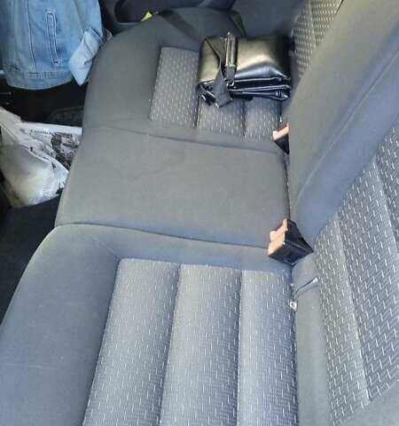 Білий Шкода Октавія, об'ємом двигуна 1.6 л та пробігом 295 тис. км за 7777 $, фото 13 на Automoto.ua