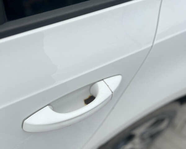 Белый Шкода Октавия, объемом двигателя 1.97 л и пробегом 308 тыс. км за 8200 $, фото 14 на Automoto.ua