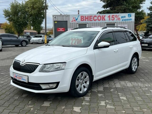 Білий Шкода Октавія, об'ємом двигуна 1.6 л та пробігом 274 тис. км за 8700 $, фото 2 на Automoto.ua