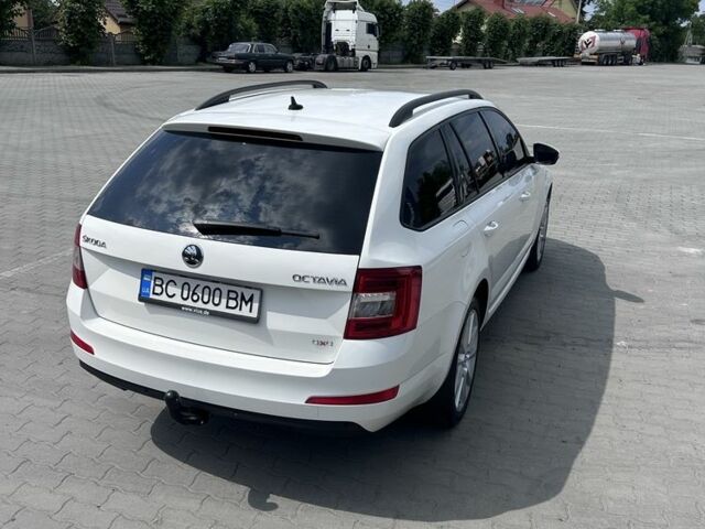 Белый Шкода Октавия, объемом двигателя 2 л и пробегом 230 тыс. км за 11200 $, фото 3 на Automoto.ua