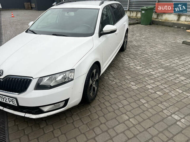 Белый Шкода Октавия, объемом двигателя 1.97 л и пробегом 309 тыс. км за 7750 $, фото 1 на Automoto.ua