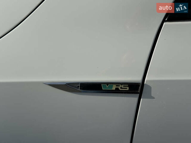 Белый Шкода Октавия, объемом двигателя 2 л и пробегом 320 тыс. км за 12500 $, фото 51 на Automoto.ua