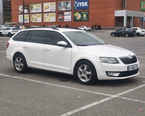 Белый Шкода Октавия, объемом двигателя 1.6 л и пробегом 315 тыс. км за 10200 $, фото 6 на Automoto.ua