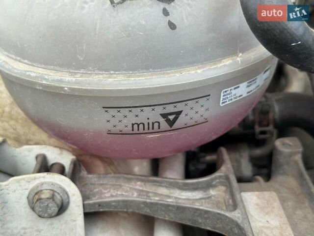 Белый Шкода Октавия, объемом двигателя 2 л и пробегом 320 тыс. км за 12500 $, фото 12 на Automoto.ua