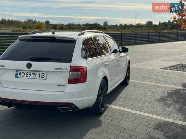 Белый Шкода Октавия, объемом двигателя 2 л и пробегом 320 тыс. км за 12500 $, фото 2 на Automoto.ua