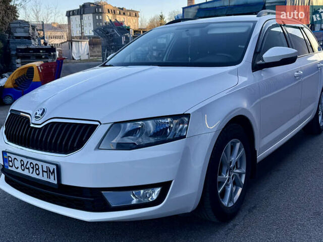 Белый Шкода Октавия, объемом двигателя 1.6 л и пробегом 297 тыс. км за 9100 $, фото 9 на Automoto.ua