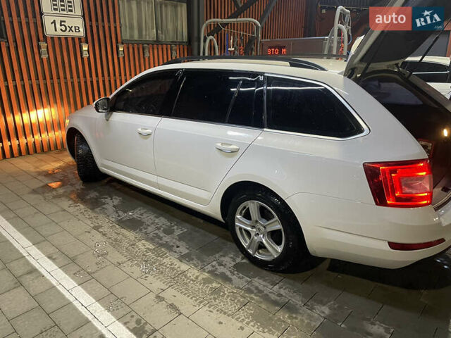 Белый Шкода Октавия, объемом двигателя 1.6 л и пробегом 262 тыс. км за 9600 $, фото 9 на Automoto.ua
