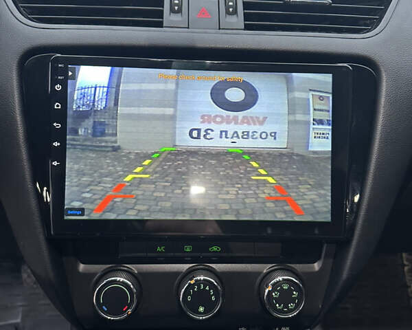 Белый Шкода Октавия, объемом двигателя 1.6 л и пробегом 330 тыс. км за 8000 $, фото 11 на Automoto.ua