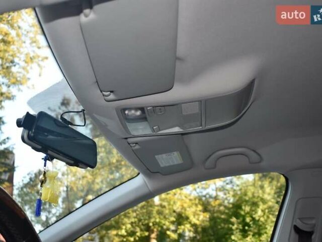 Белый Шкода Октавия, объемом двигателя 1.6 л и пробегом 221 тыс. км за 9900 $, фото 53 на Automoto.ua