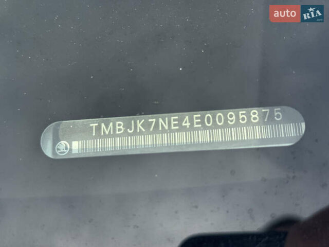 Белый Шкода Октавия, объемом двигателя 2 л и пробегом 320 тыс. км за 12500 $, фото 49 на Automoto.ua