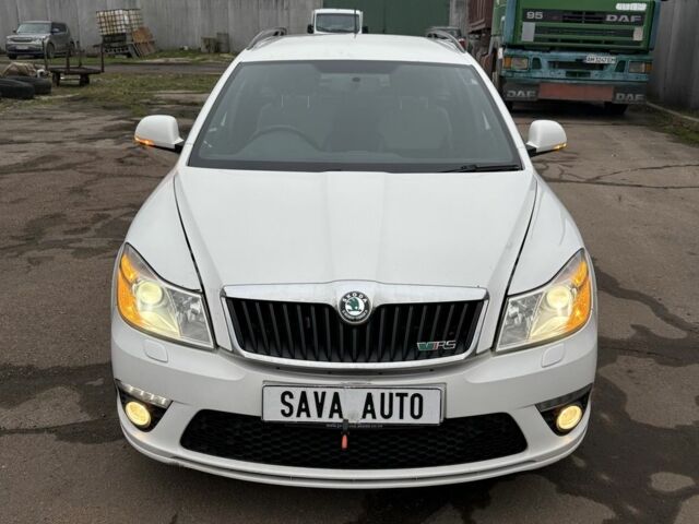 Белый Шкода Октавия, объемом двигателя 2 л и пробегом 148 тыс. км за 4200 $, фото 1 на Automoto.ua