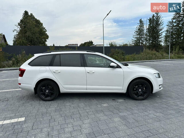 Шкода Октавія 2013 у Самборе на Automoto.ua Білий Шкода Октавія, об'ємом двигуна 1.6 л та пробігом 284 тис. км за 9700 $, фото 2 на Automoto.ua