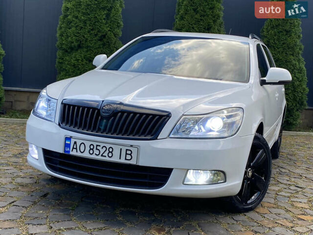 Белый Шкода Октавия, объемом двигателя 1.6 л и пробегом 289 тыс. км за 8300 $, фото 12 на Automoto.ua