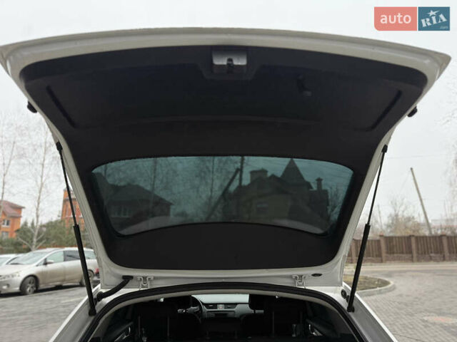 Белый Шкода Октавия, объемом двигателя 1.4 л и пробегом 208 тыс. км за 10000 $, фото 42 на Automoto.ua