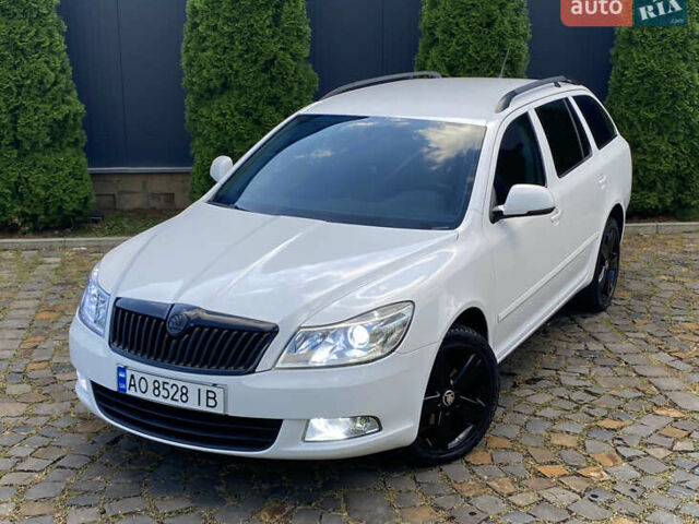 Белый Шкода Октавия, объемом двигателя 1.6 л и пробегом 289 тыс. км за 8300 $, фото 13 на Automoto.ua