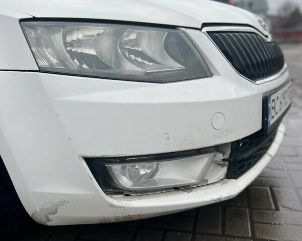 Белый Шкода Октавия, объемом двигателя 1.97 л и пробегом 308 тыс. км за 8200 $, фото 7 на Automoto.ua