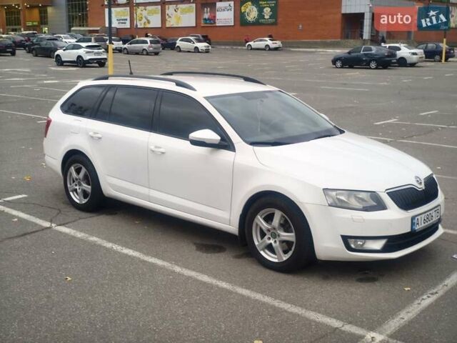 Белый Шкода Октавия, объемом двигателя 1.6 л и пробегом 315 тыс. км за 10200 $, фото 3 на Automoto.ua