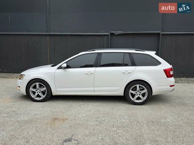 Белый Шкода Октавия, объемом двигателя 1.2 л и пробегом 170 тыс. км за 7200 $, фото 14 на Automoto.ua