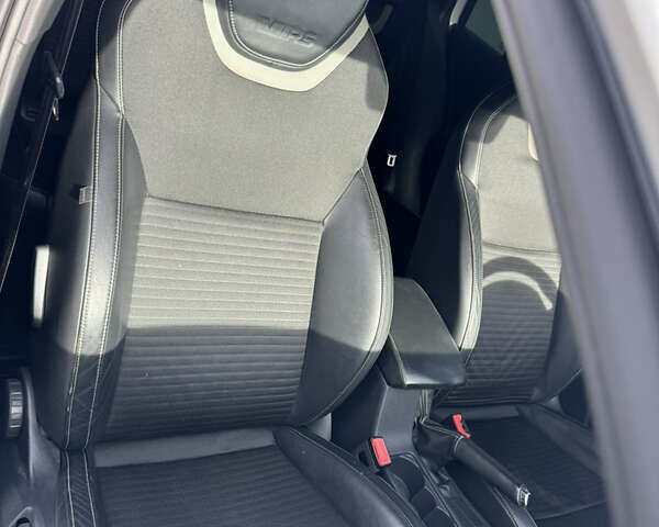 Белый Шкода Октавия, объемом двигателя 2 л и пробегом 320 тыс. км за 12500 $, фото 26 на Automoto.ua