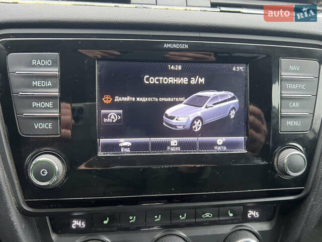 Белый Шкода Октавия, объемом двигателя 1.97 л и пробегом 309 тыс. км за 7750 $, фото 12 на Automoto.ua