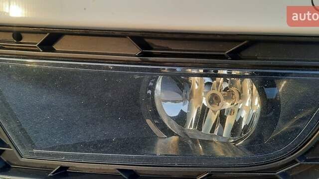 Белый Шкода Октавия, объемом двигателя 1.97 л и пробегом 303 тыс. км за 10800 $, фото 26 на Automoto.ua