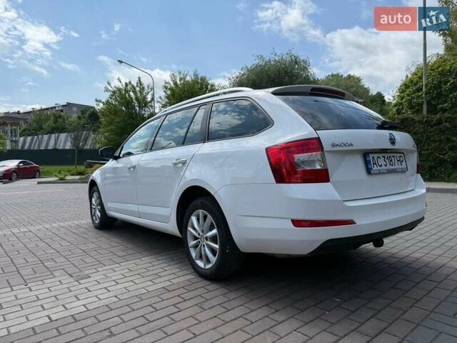 Белый Шкода Октавия, объемом двигателя 1.97 л и пробегом 303 тыс. км за 10800 $, фото 5 на Automoto.ua