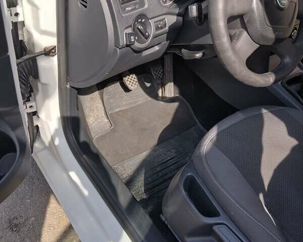 Білий Шкода Октавія, об'ємом двигуна 1.6 л та пробігом 199 тис. км за 8300 $, фото 25 на Automoto.ua