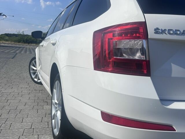 Білий Шкода Октавія, об'ємом двигуна 1.97 л та пробігом 235 тис. км за 11200 $, фото 3 на Automoto.ua