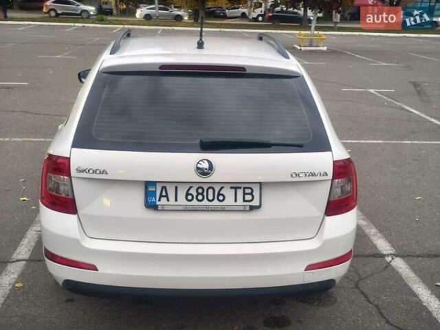 Белый Шкода Октавия, объемом двигателя 1.6 л и пробегом 315 тыс. км за 10200 $, фото 7 на Automoto.ua