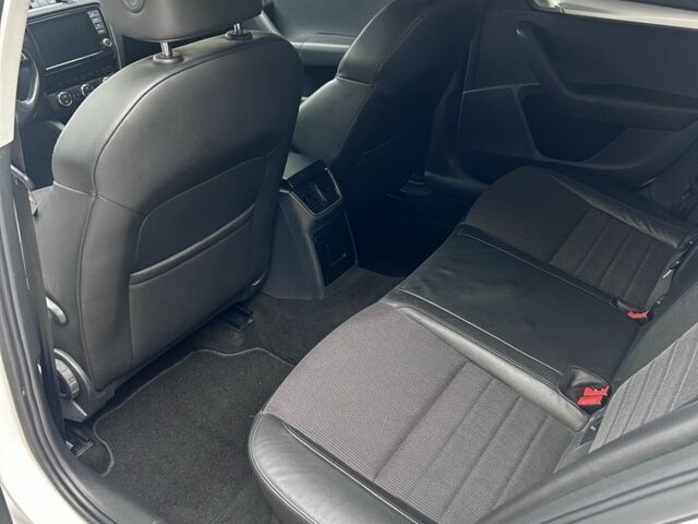 Білий Шкода Октавія, об'ємом двигуна 1.97 л та пробігом 235 тис. км за 11200 $, фото 7 на Automoto.ua