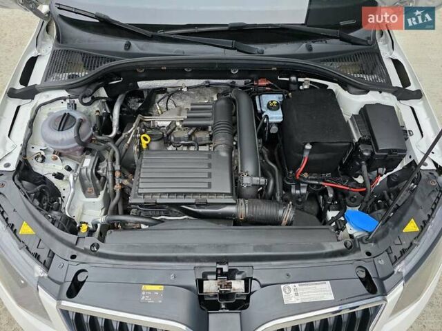 Белый Шкода Октавия, объемом двигателя 1.2 л и пробегом 170 тыс. км за 7200 $, фото 72 на Automoto.ua