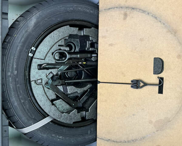 Белый Шкода Октавия, объемом двигателя 1.8 л и пробегом 299 тыс. км за 10600 $, фото 40 на Automoto.ua