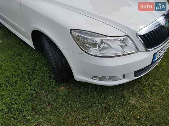 Белый Шкода Октавия, объемом двигателя 1.6 л и пробегом 282 тыс. км за 10450 $, фото 9 на Automoto.ua