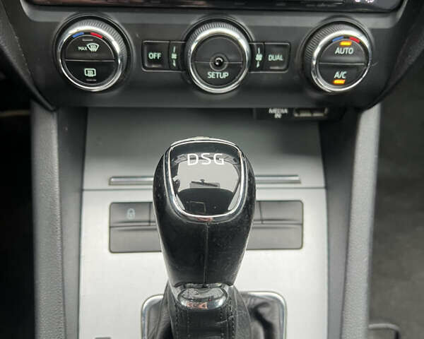 Белый Шкода Октавия, объемом двигателя 1.97 л и пробегом 309 тыс. км за 7750 $, фото 11 на Automoto.ua