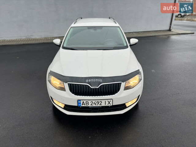 Білий Шкода Октавія, об'ємом двигуна 1.6 л та пробігом 225 тис. км за 8799 $, фото 13 на Automoto.ua
