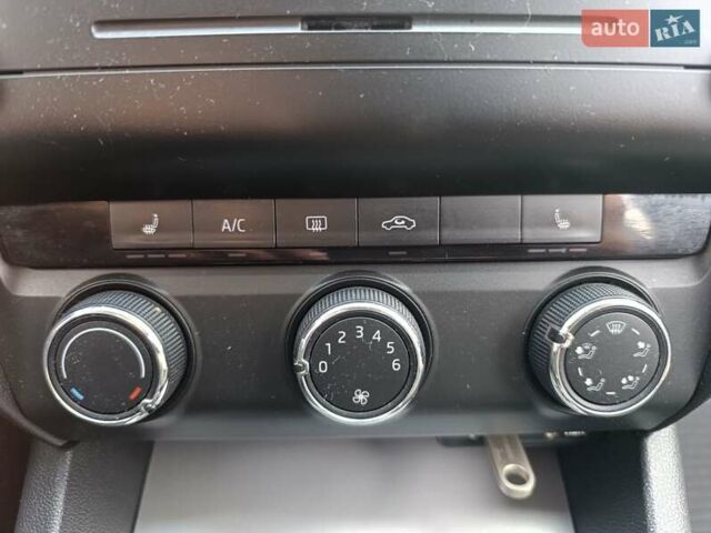 Белый Шкода Октавия, объемом двигателя 1.6 л и пробегом 276 тыс. км за 10500 $, фото 18 на Automoto.ua