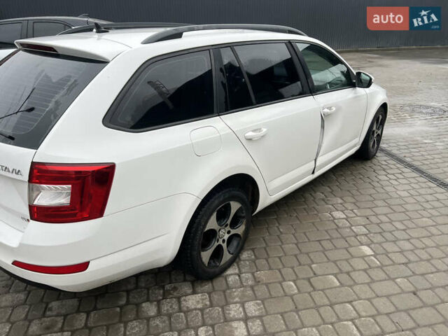 Белый Шкода Октавия, объемом двигателя 1.97 л и пробегом 309 тыс. км за 7750 $, фото 4 на Automoto.ua